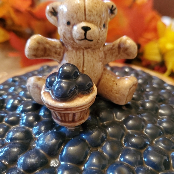 Green Hills Pottery pie plate - Picture 7 of 8